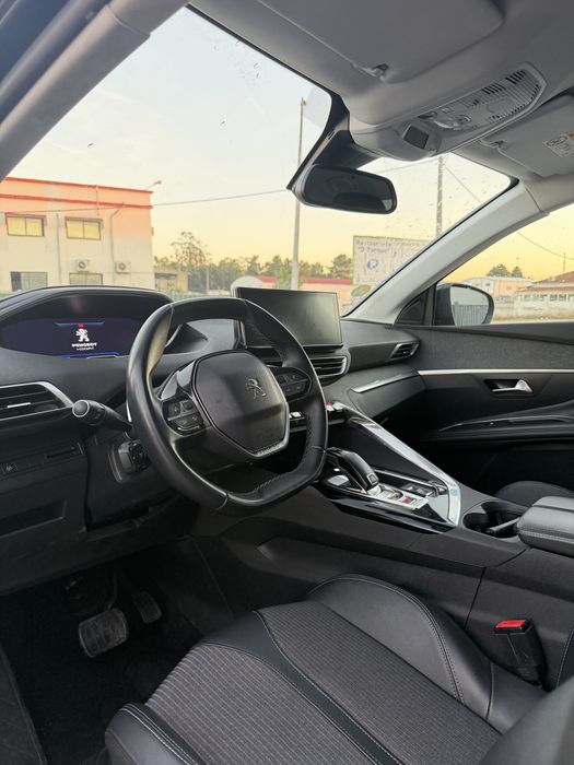 Peugeot 3008 EAT8 ALLURE 2022