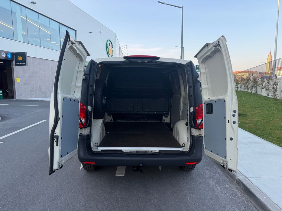 Mercedes-Benz Vito - 2015 - 3 Lugares - 1.6 CDTi
