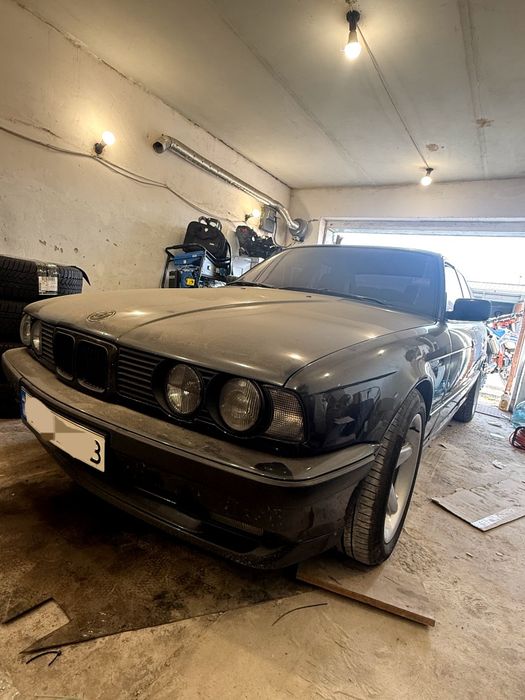 Продам. BMW E34,