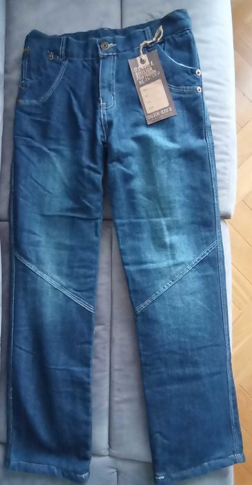 Sprzedam nowe spodnie jeans ocieplane rozmiar 158