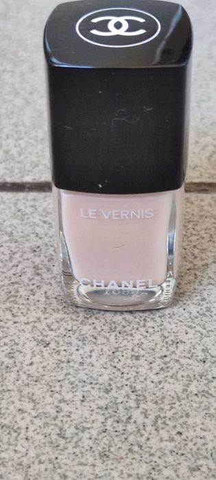 Lakier do paznokci Chanel 111 Ballerina
