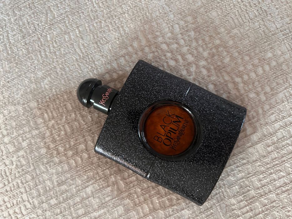 Black Opium YSL  perfum