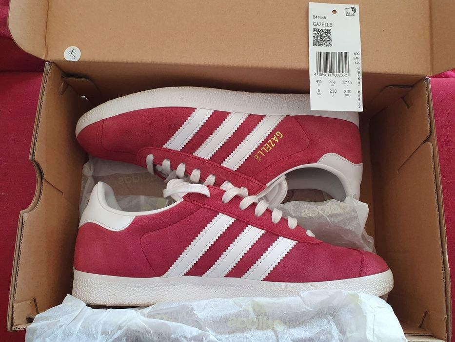Adidas Gazelle cor de vinho