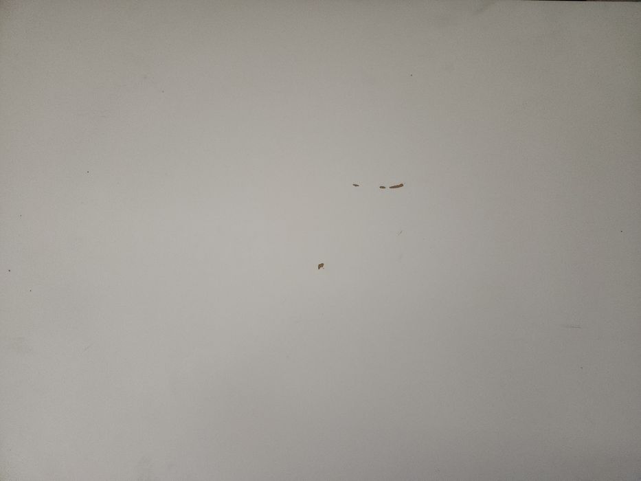 Mesa branca dimensões 70x120x60 cm