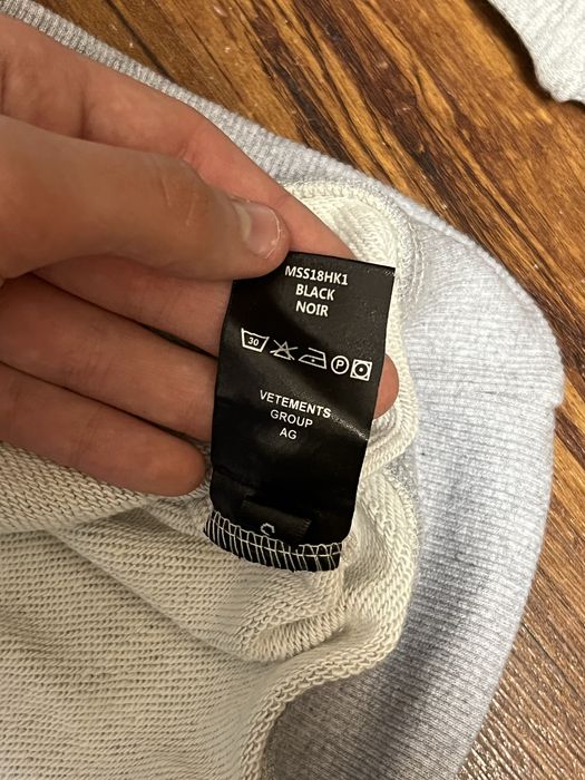 Кофта світшот Vetements fruits | НА РУКАХ