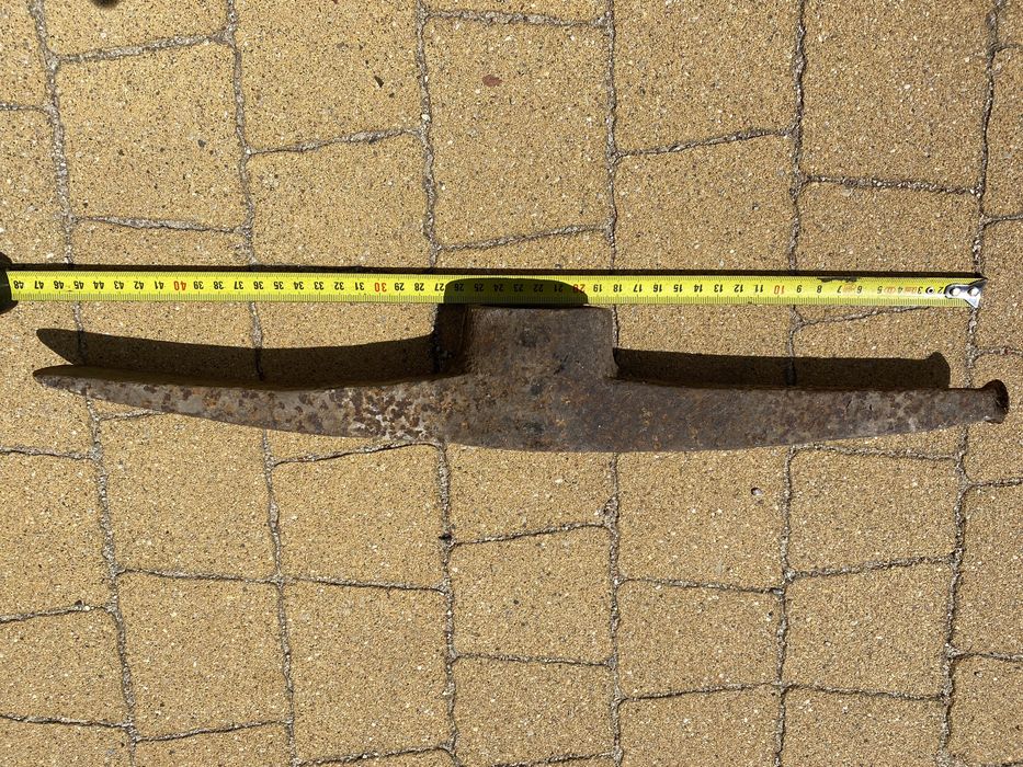 Kilof stary z okresu Prl