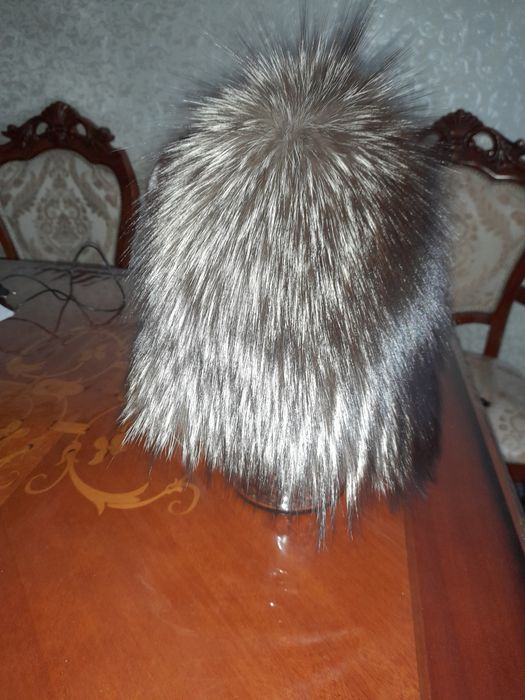 Продам шапку чернобурку .