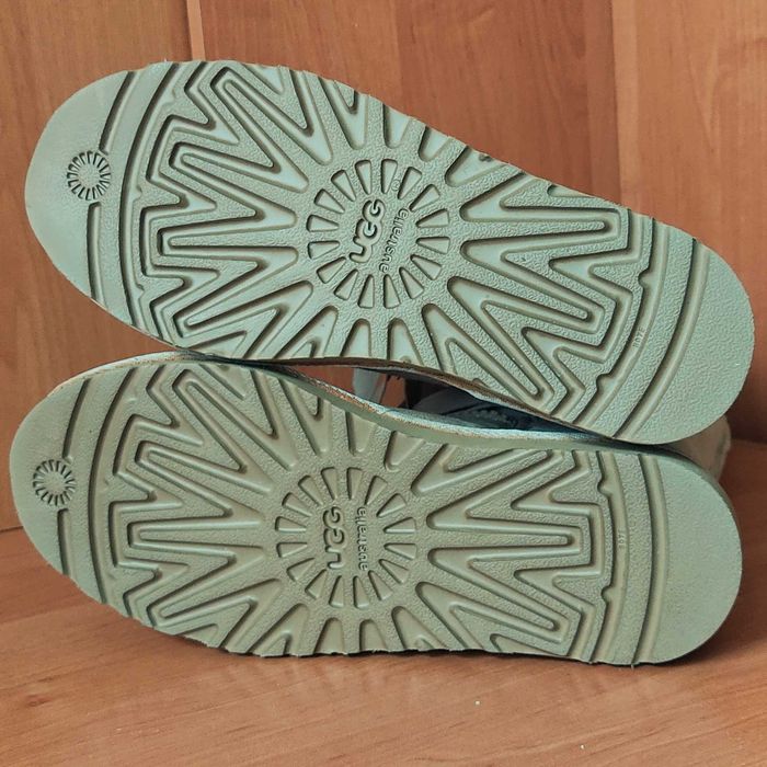 Угги UGG c лентами