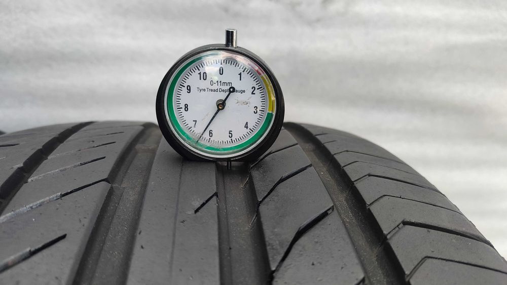 Opony Letnie 255/45/19 Continental 2szt 6,5mm MB