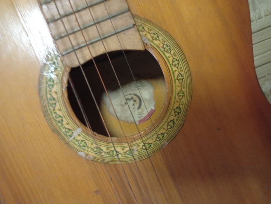 Гитара черниговская +струны