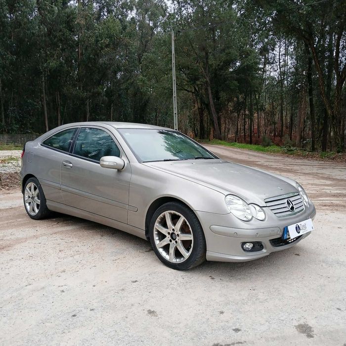 Mercedes C220 2.2CDI de 2009 - Peças Usadas