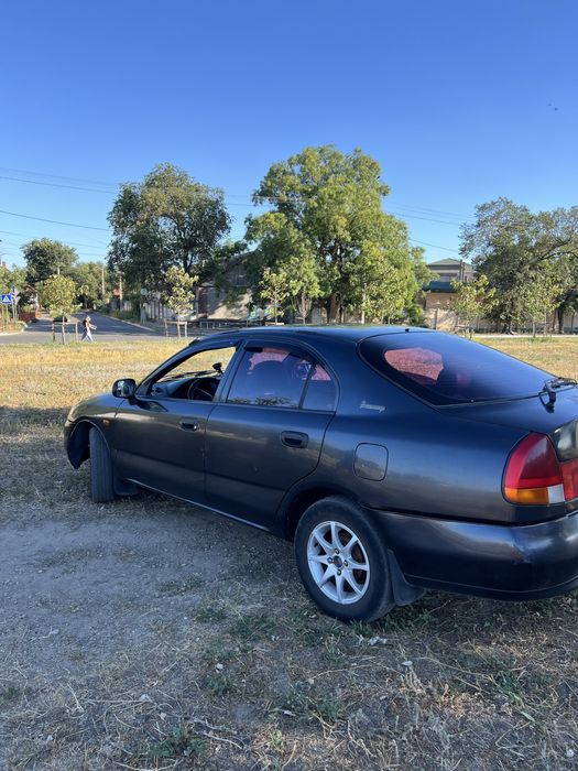 Продам свою машину mitsubishi carisma