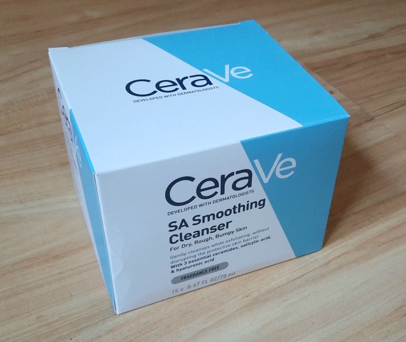 CeraVe Żel Wygładzający do Mycia 300 ml