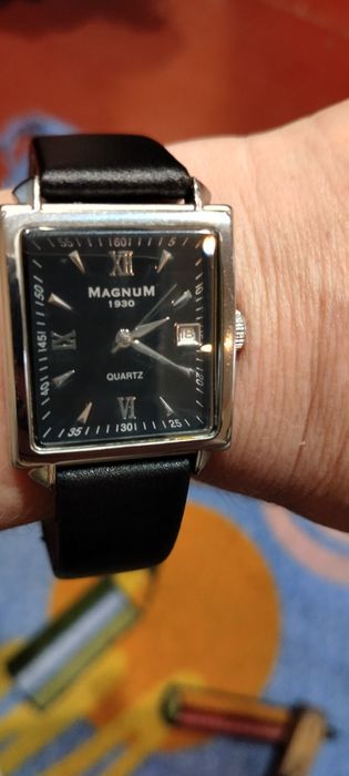 Годинник Magnum 1930 – позачасовий вінтажний 2500грн