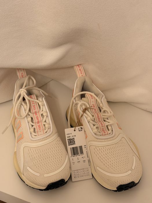 Buty adidas NMD_V3 rozmiar 39,5