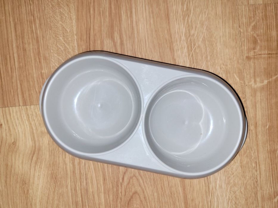 Podwójna miseczka dla psa