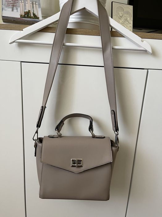 Жіноча трендова сумка