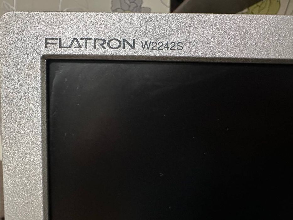 Монітор 22" LG 22 Flatron W2242S