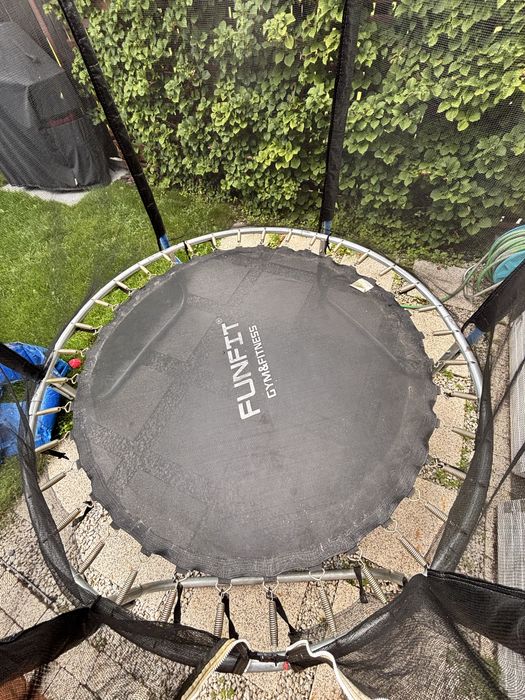Trampolina srednica 140 cm