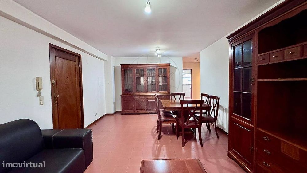 Apartamento T2 para arrendamento