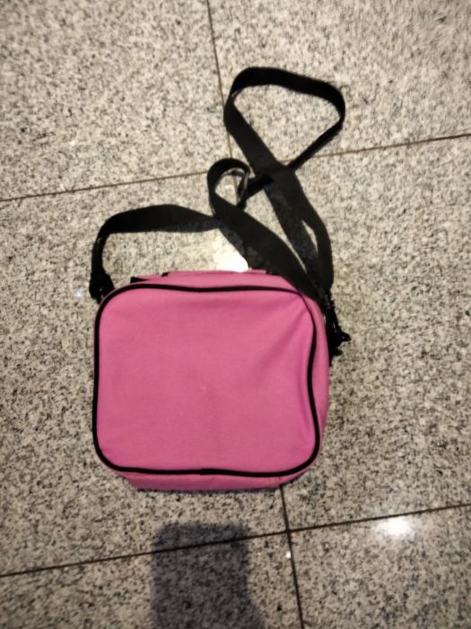 Lancheira escola para menina