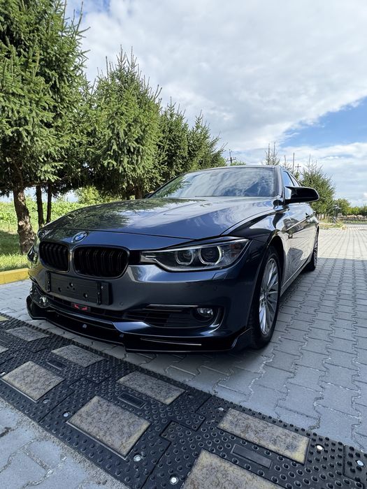 BMW 320i F30 офіційне авто