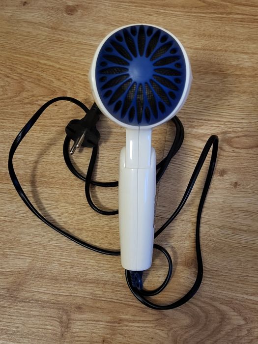 Компактний фен Eurolux EL-1901