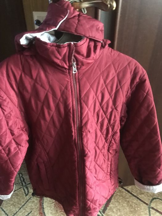 Пальто раз.48-52.Куртка,горчич.Куртка девочки Следки и носки новые