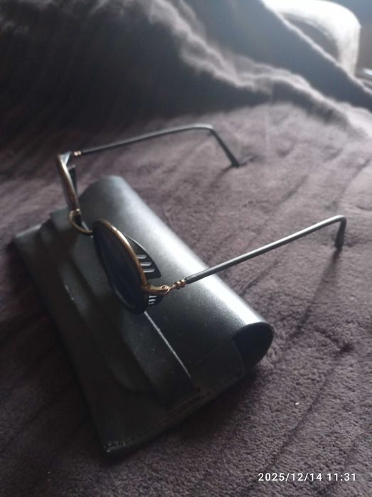 Okulary przeciwsłoneczne fajne etui