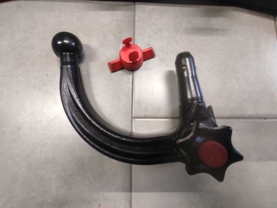 Oryginalny Odpinany hak Holowniczy VW CADDY 05-20
