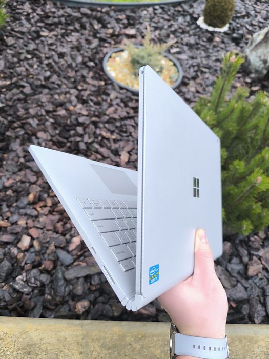 Microsoft Surface Book 2 13.5" | i7 8-го покоління | 16GB RAM | 1TB
