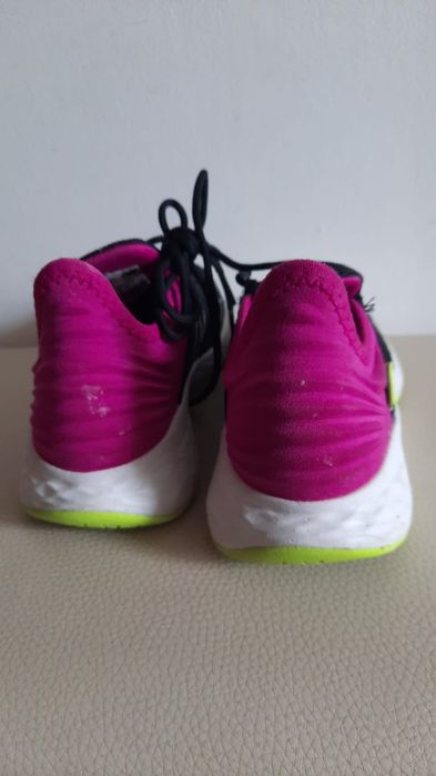 Buty New Balance Fresh Foam Roav rozmiar 29