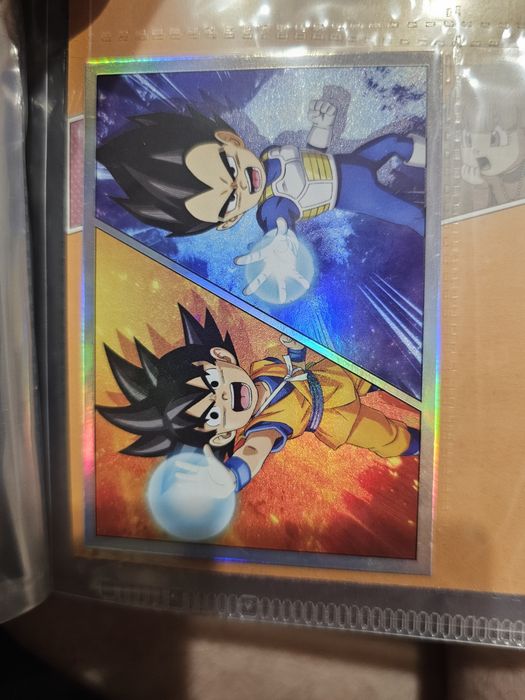 Wymienię karty dragon ball daima crystal, rainbow, limitowana