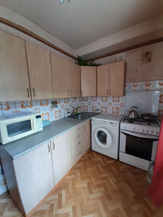 Оренда 2кв Кубанської України вул метро Лісова Чернігівська