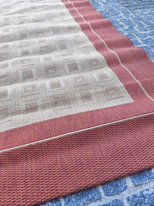 Carpete de Sala em bom estado