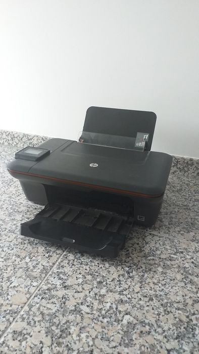 Impressora HP Deskjet 3055A (avaria no cartucho preto)