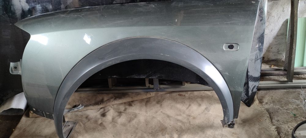 Крило ліве Audi A6C5 Allroad