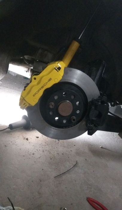 Adaptery Golf 5, 6, a3 8p, Scirocco, Leon Big Brake 4 tłoczek /quattro