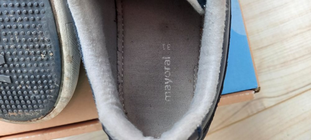 Buty chlopiece MAYOTAL na rzepy rozmiar 31