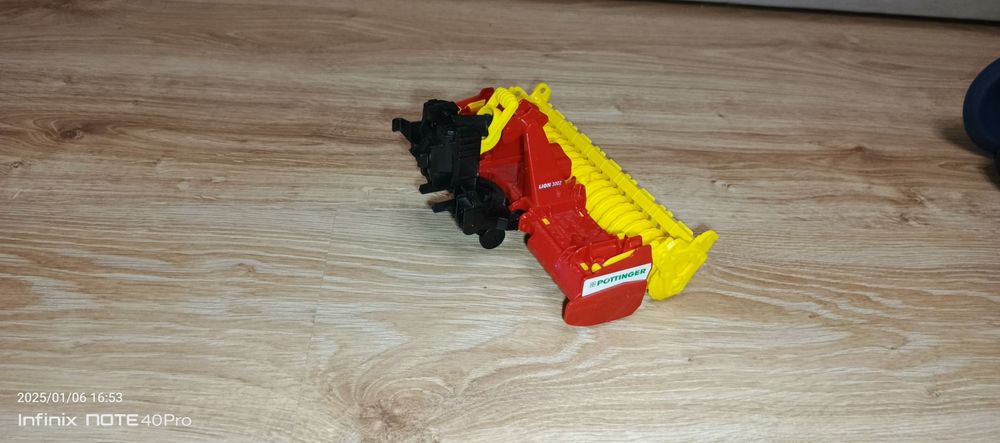 Brona rotacyjna POTTINGER  Bruder