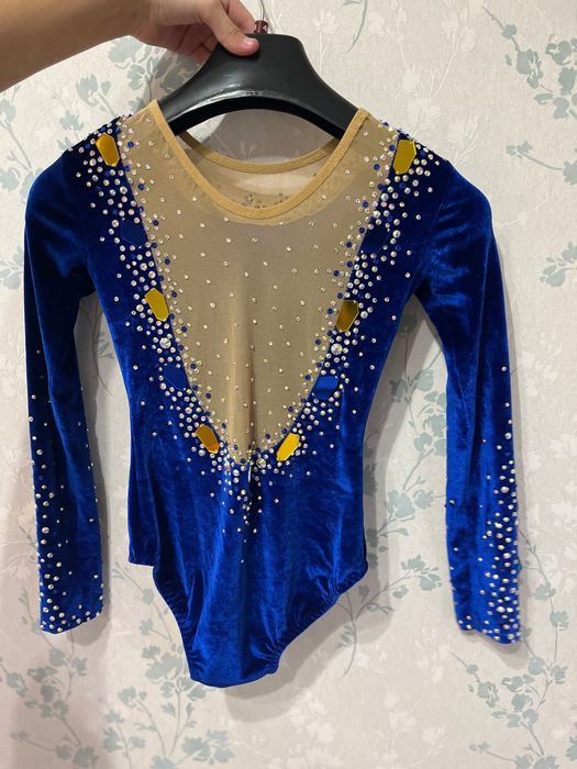 Купальник для художньої гімнастики