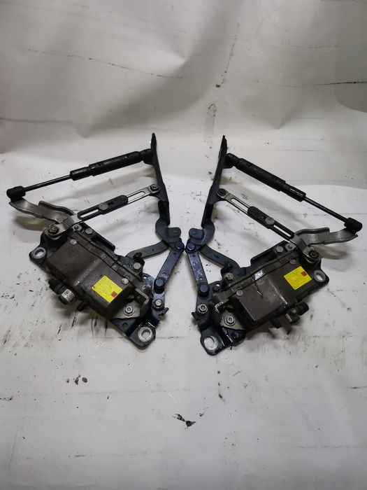 BMW F10 F11 zawiasy maski aktywne komplet