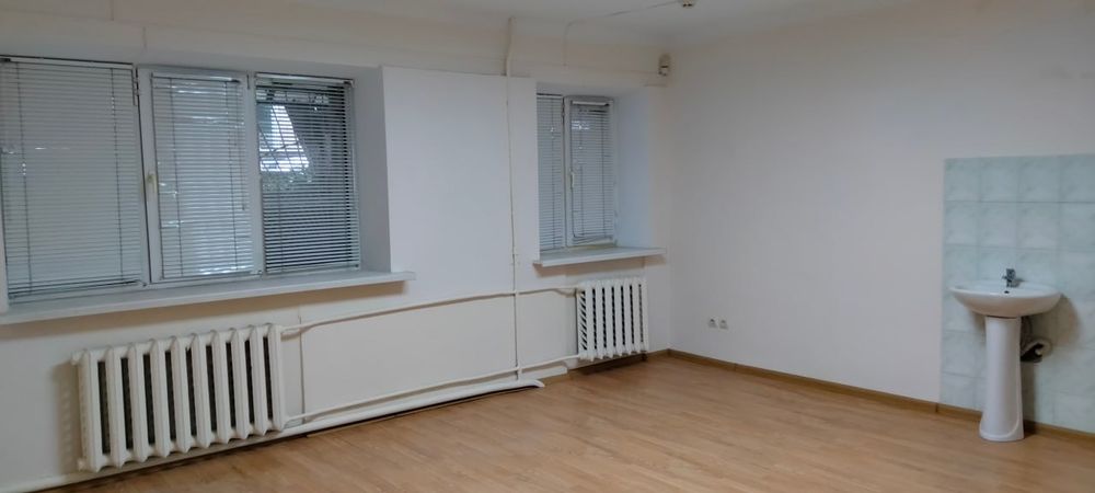 Без комиссии Оренда под бьюти вода 1 этаж м.Голосеевская 5 мин