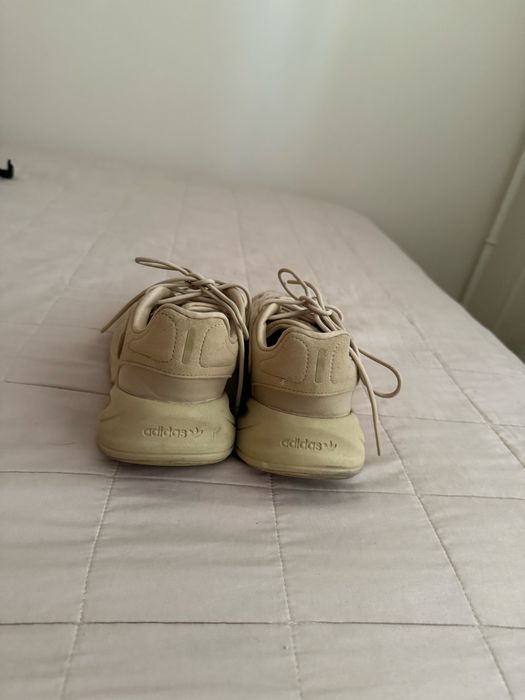 Кросівки adidas ozelia + футболка адідас