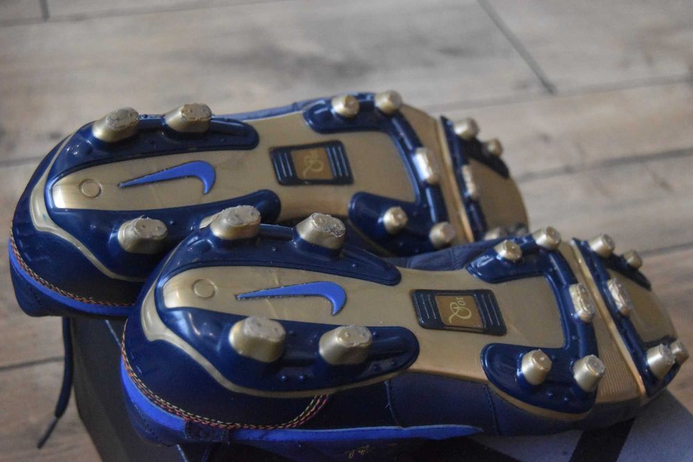 Korki Nike Ronaldinho r.38,5