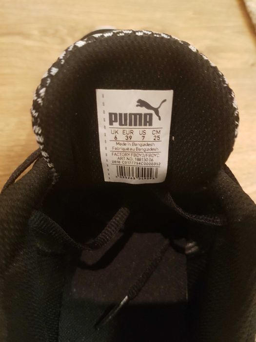 кросівки Puma  39 р.