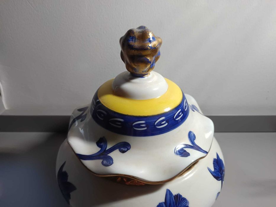 Pote em Porcelana Portuguesa R. Moreira – Prestigeo – Pintado à Mão