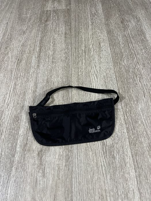 Бігова трегінкова сумка Jack Wolfskin оригінал у ідеальному стані уінсекс!