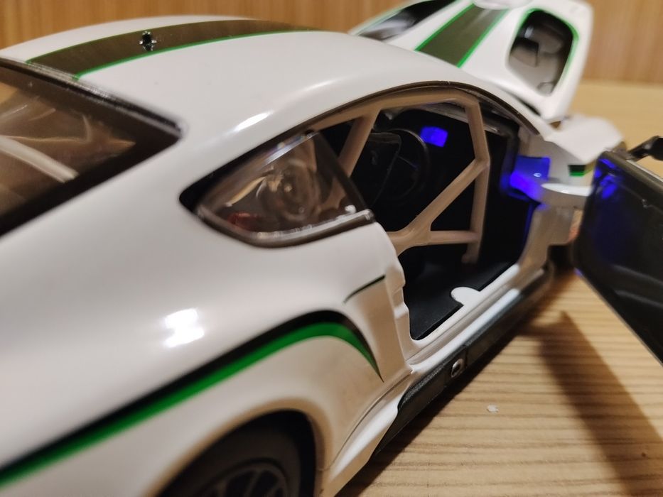 Модель Bentley continental Gt3 Concept 1:24 Автопром металл свет звук