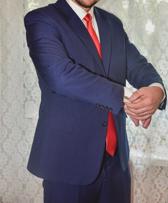 Продам мужской костюм